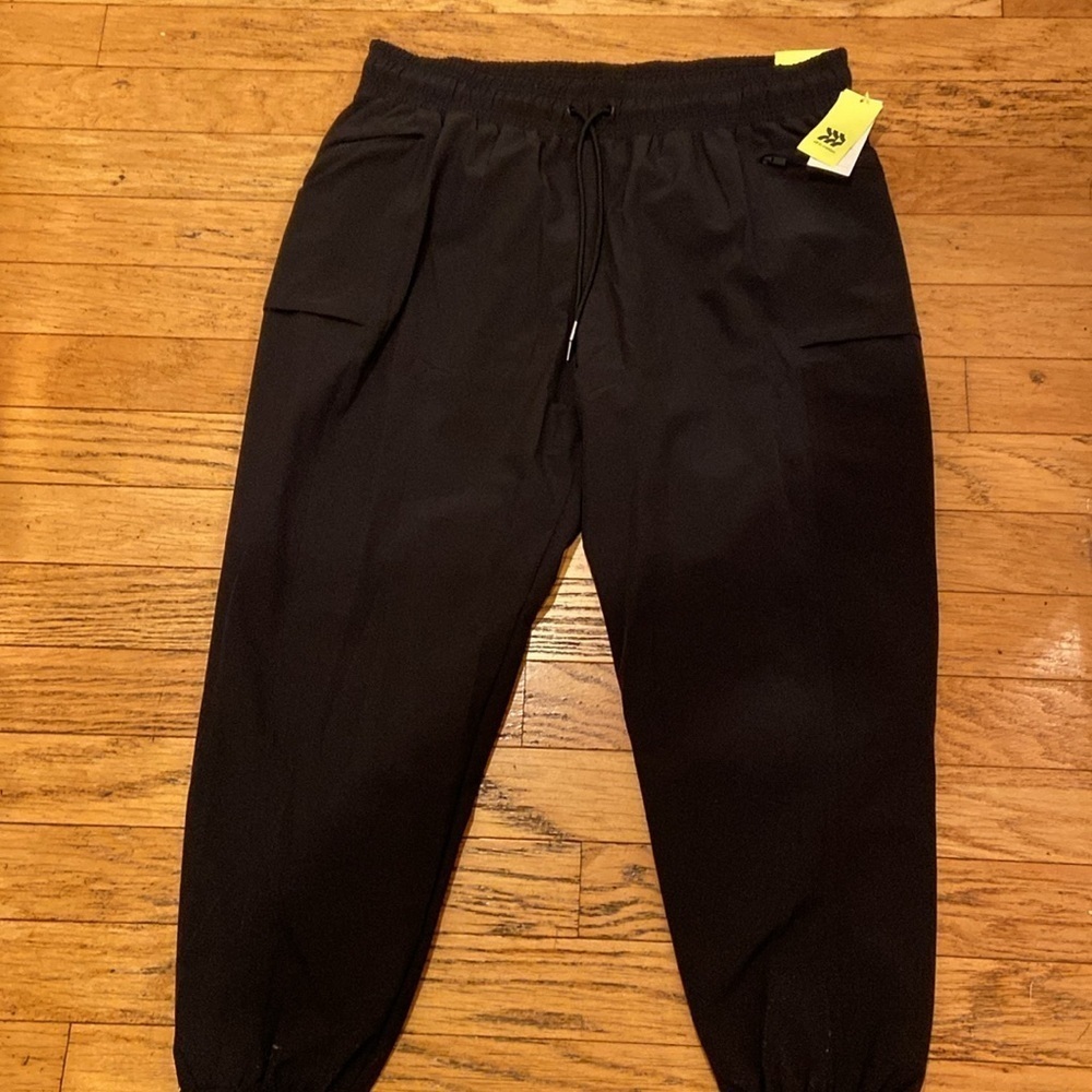 Women's Lined Winter Woven
Joggers - All In Motion™ Black new - Picture 10 of 10
